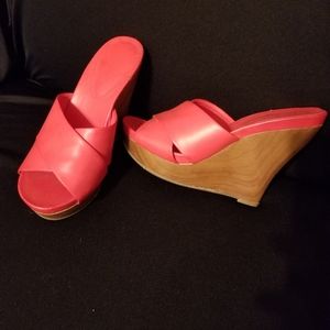 Jessica Simpson High Wedge shoes